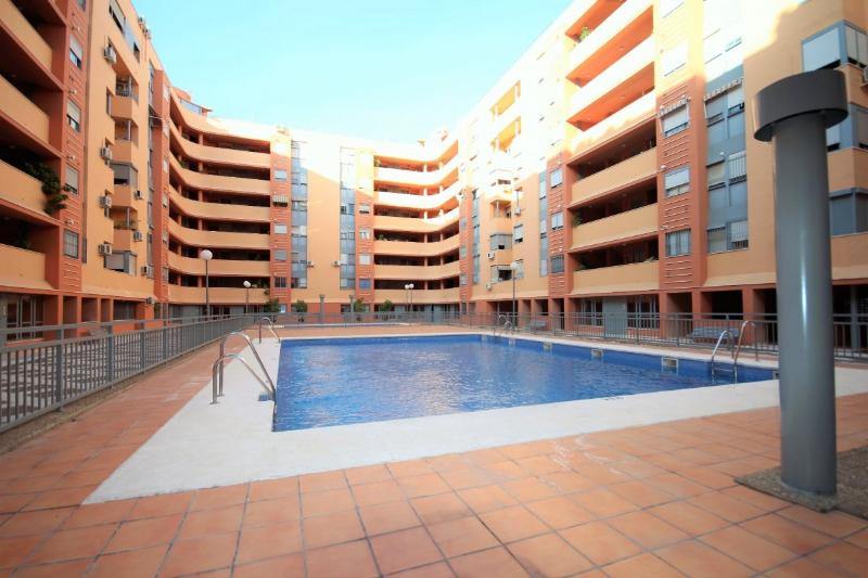piso con piscina en Amate piso con piscina en Amate